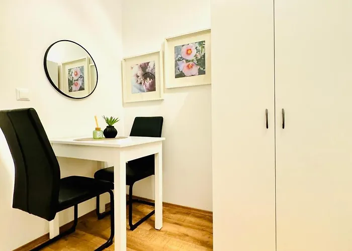 Apartment Spacious For 10, 5br Near Kaufpark Alterlaa *
