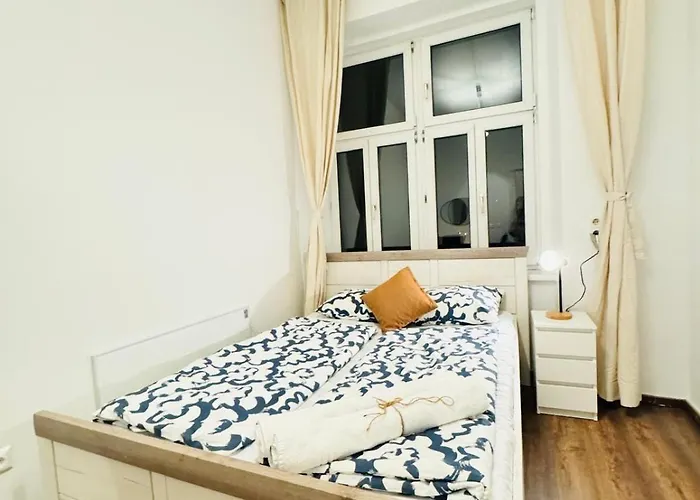 Spacious For 10, 5br Near Kaufpark Alterlaa Apartment *
