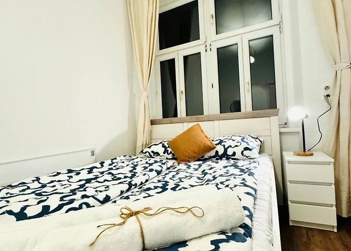 Spacious For 10, 5br Near Kaufpark Alterlaa * Vienna
