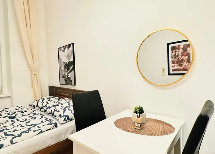 Spacious For 10, 5br Near Kaufpark Alterlaa *