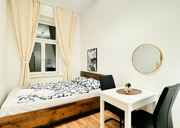 Spacious For 10, 5br Near Kaufpark Alterlaa Apartment Vienna