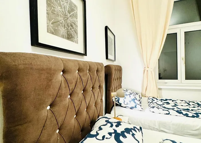 Apartment Spacious For 10, 5br Near Kaufpark Alterlaa