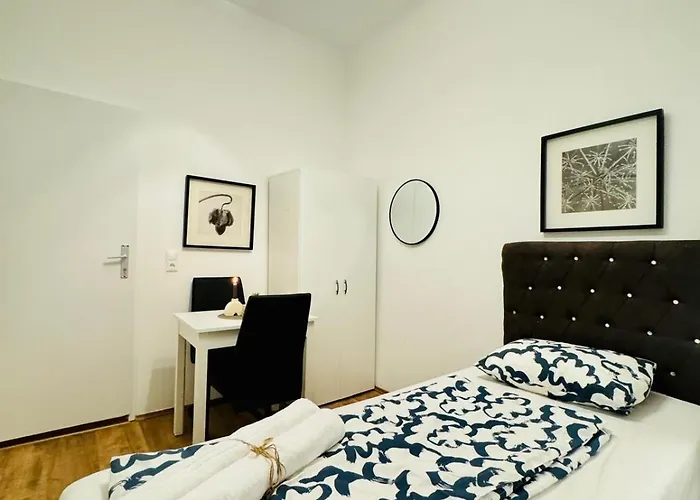 Apartment Spacious For 10, 5br Near Kaufpark Alterlaa *