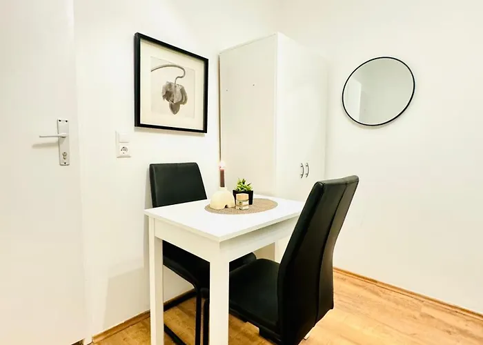 Spacious For 10, 5br Near Kaufpark Alterlaa Apartment *