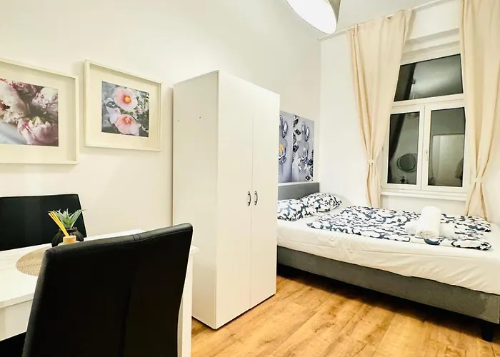 Spacious For 10, 5br Near Kaufpark Alterlaa *