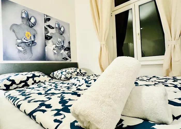 Apartment Spacious For 10, 5br Near Kaufpark Alterlaa Vienna