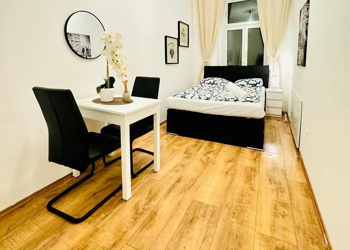 Apartment Spacious For 10, 5br Near Kaufpark Alterlaa