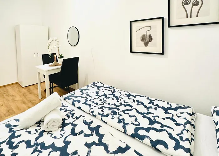 Spacious For 10, 5br Near Kaufpark Alterlaa Apartment Vienna