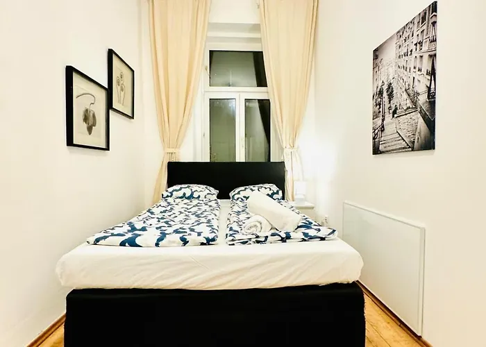 Apartment Spacious For 10, 5br Near Kaufpark Alterlaa
